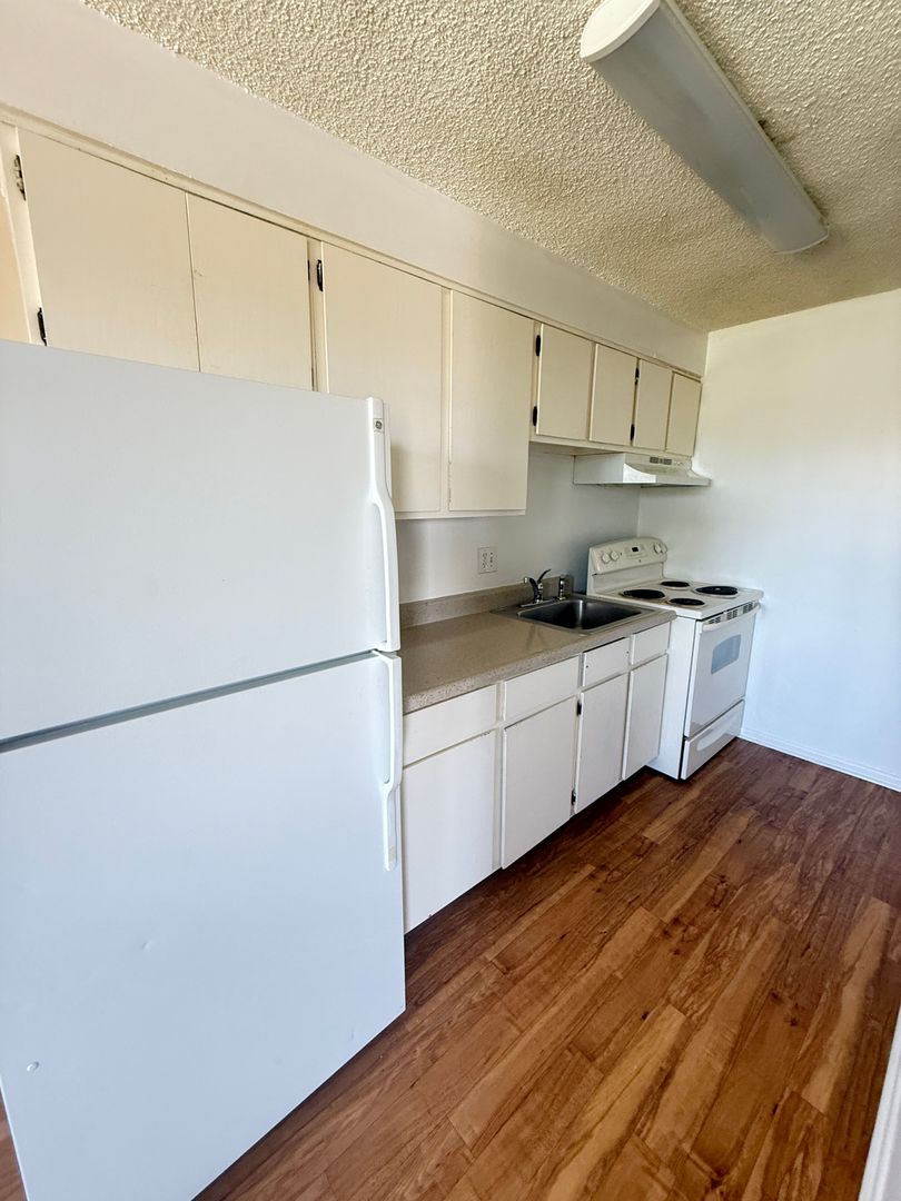 Denver Apartment: 1420 West 71st Place