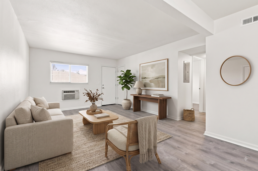 Lime Apartments #1222-18 | 1 MONTH FREE - Renovated 2 Bed/ 1 Bath in Lakewood! – photo 1