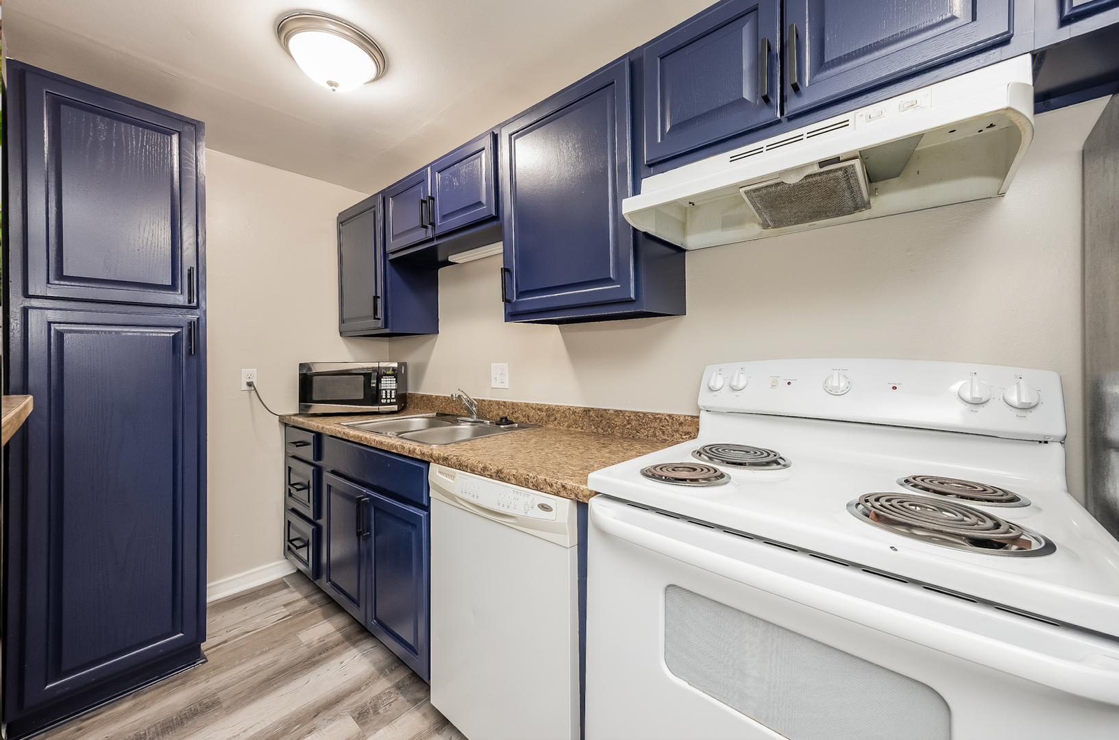 Colorado Springs Apartment: 2130 E Boulder St