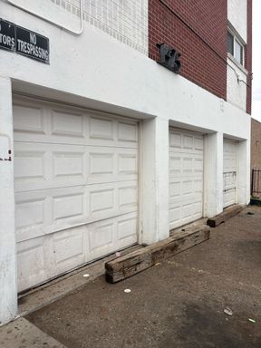 Garage Space for Rent – $100/Month Near Anschutz in Aurora!