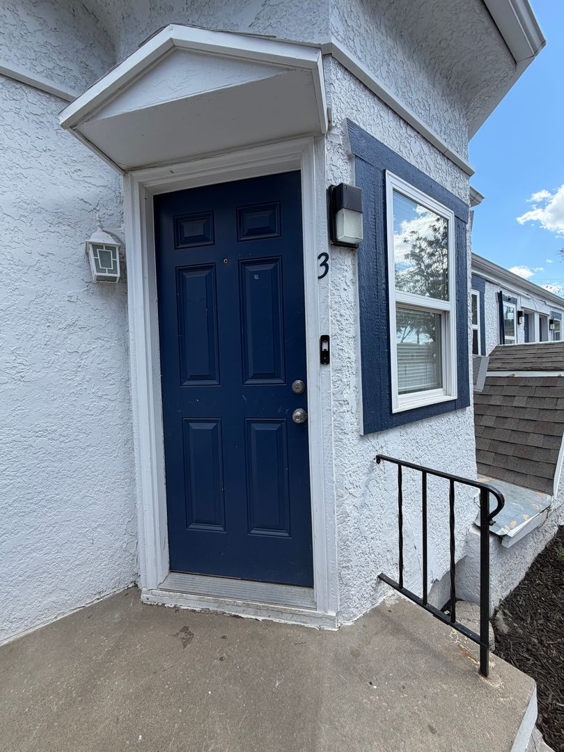 Council Bluffs Apartment: 733 Mynster St