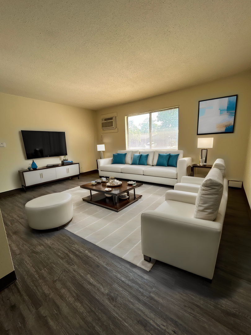 Ankeny Apartment: 310/314 NW Chapel Drive