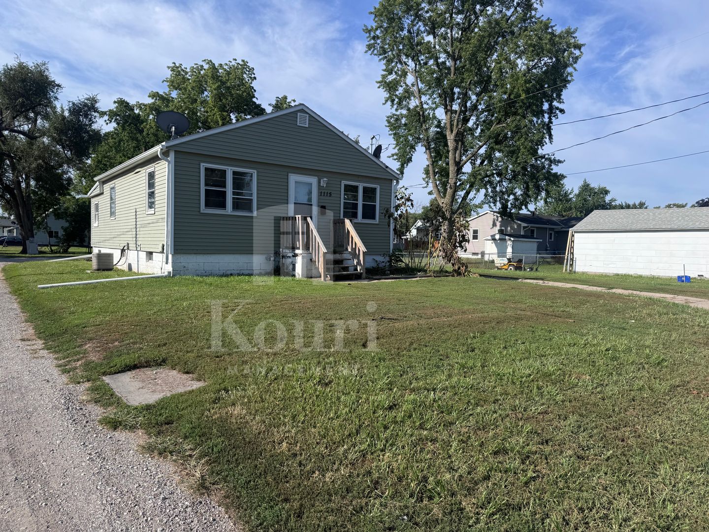 Council Bluffs House: 1115 23rd Avenue