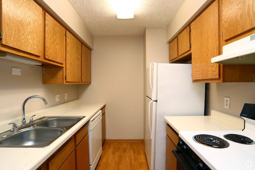 East Council Bluffs 2BD/1BA – photo 1