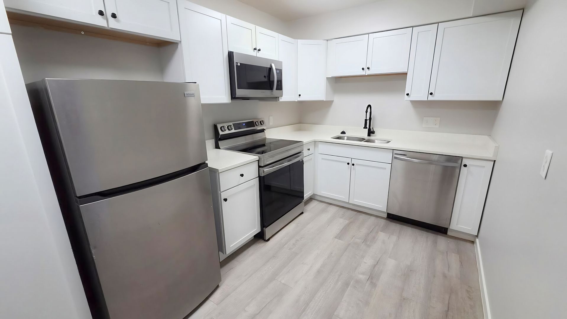 West Des Moines Apartment: 800 13th Street