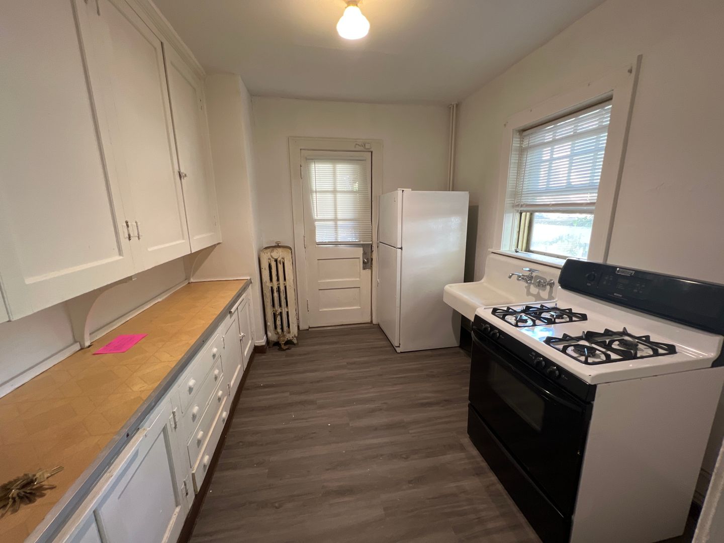 Council Bluffs Apartment: 255 Oakland Avenue