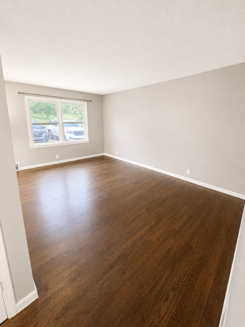 Omaha Apartment: 7702/7704 N 33rd Street