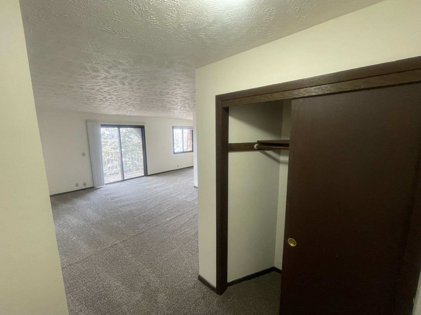 Omaha Apartment: 2137 S 42nd ST