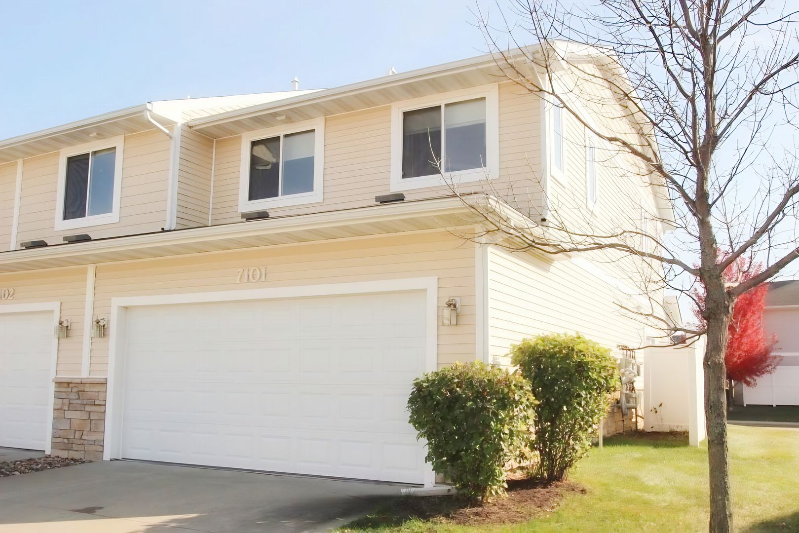 West Des Moines House: 8601 Westown Pkwy