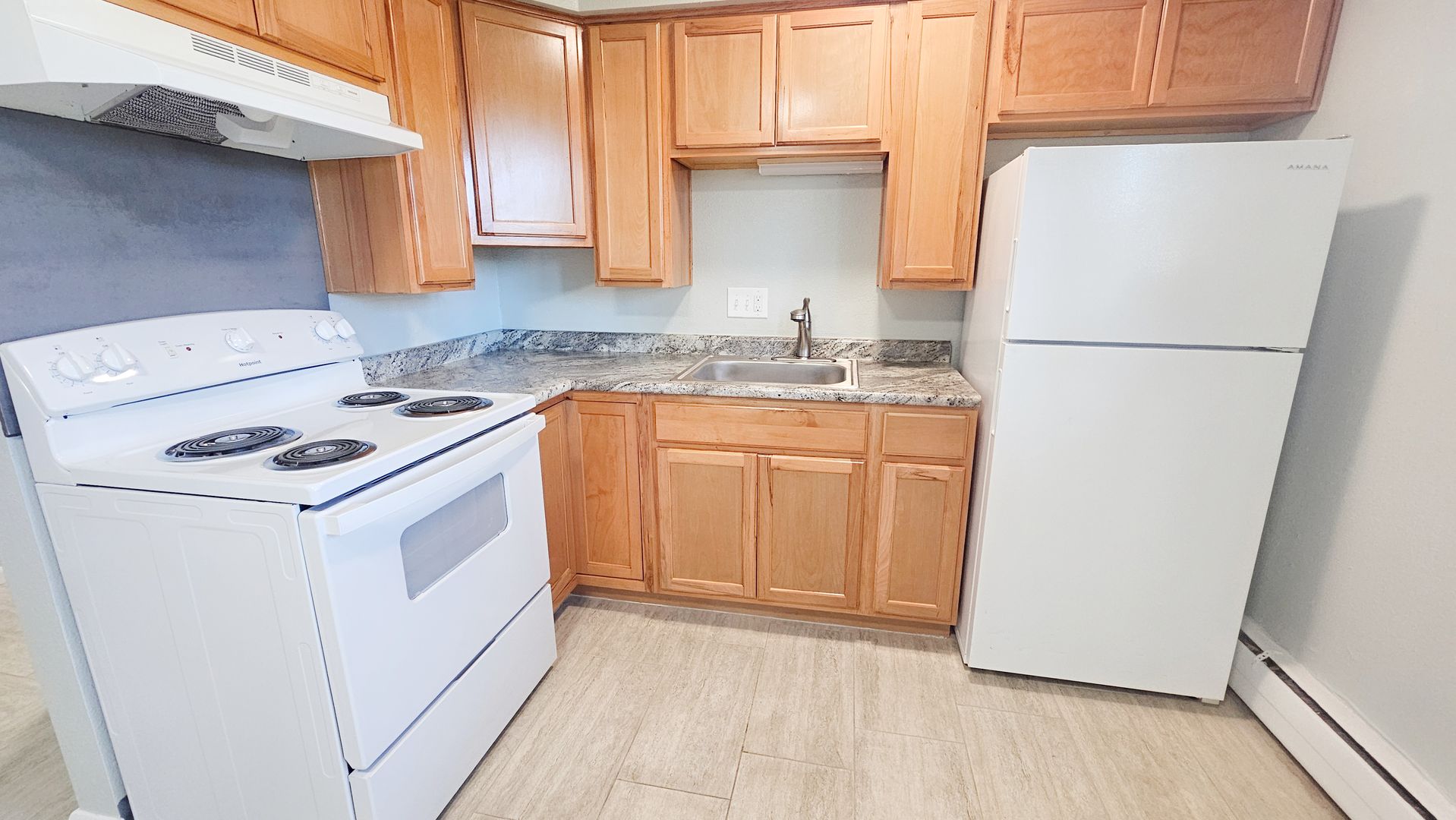 Des Moines Apartment: 3317 E 15th St