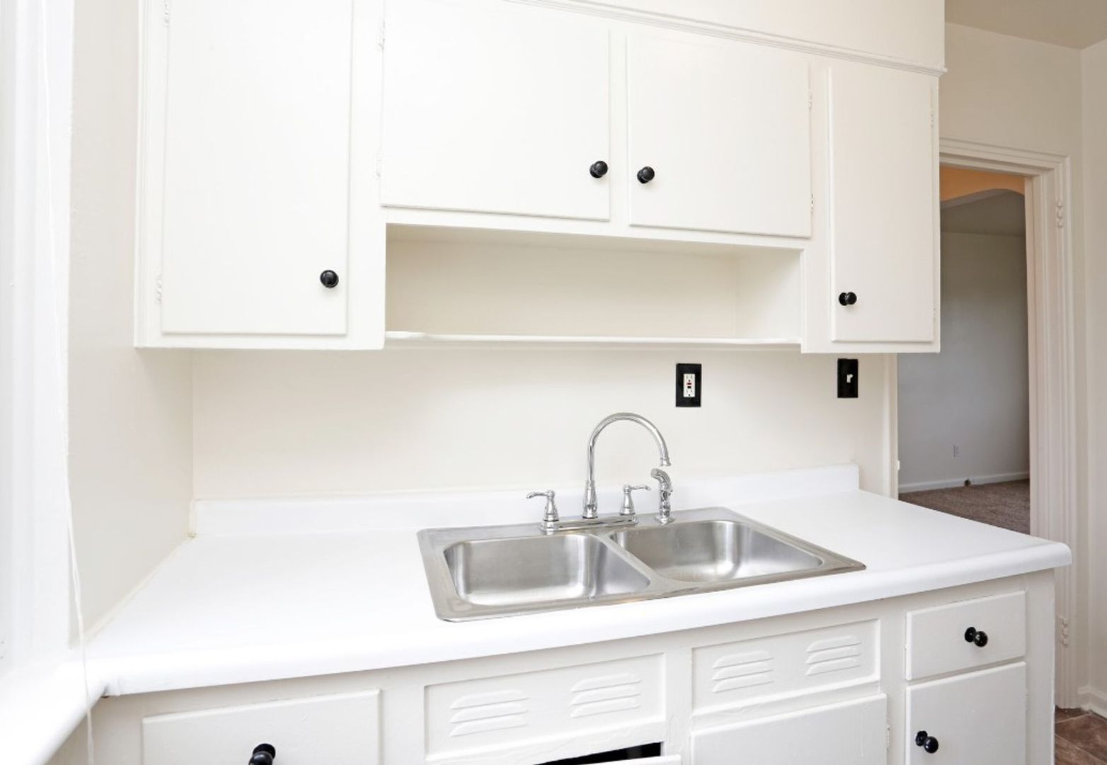 Des Moines Apartment: 4925 Franklin Ave