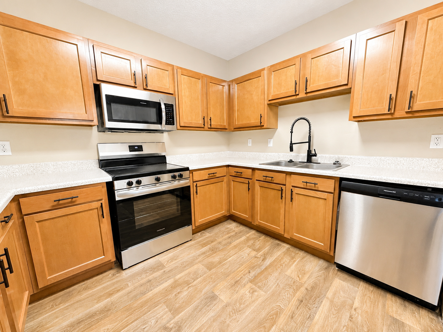 Omaha Apartment: 1730 S 11th St