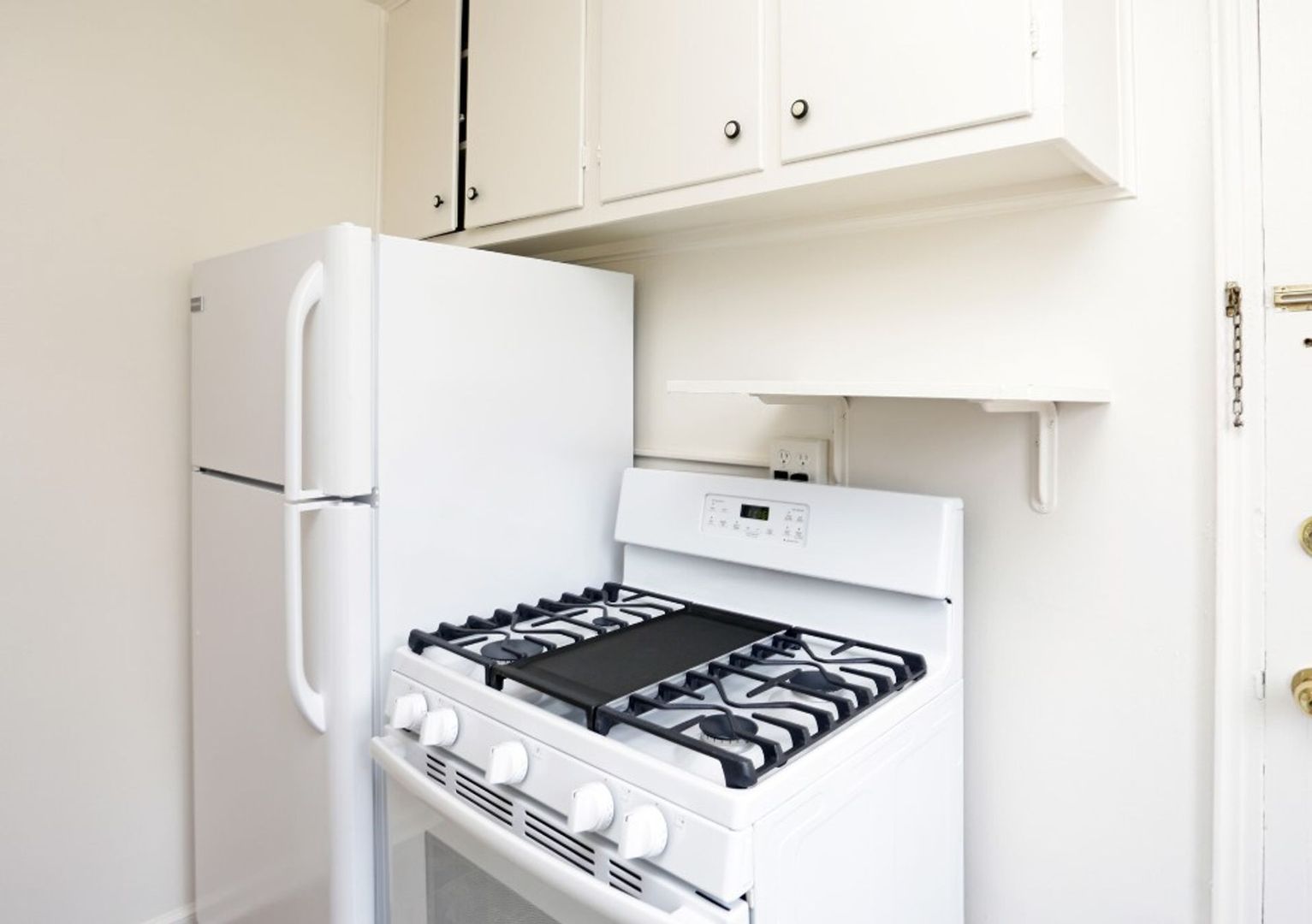 Franklin Court Apartments 2 of 12