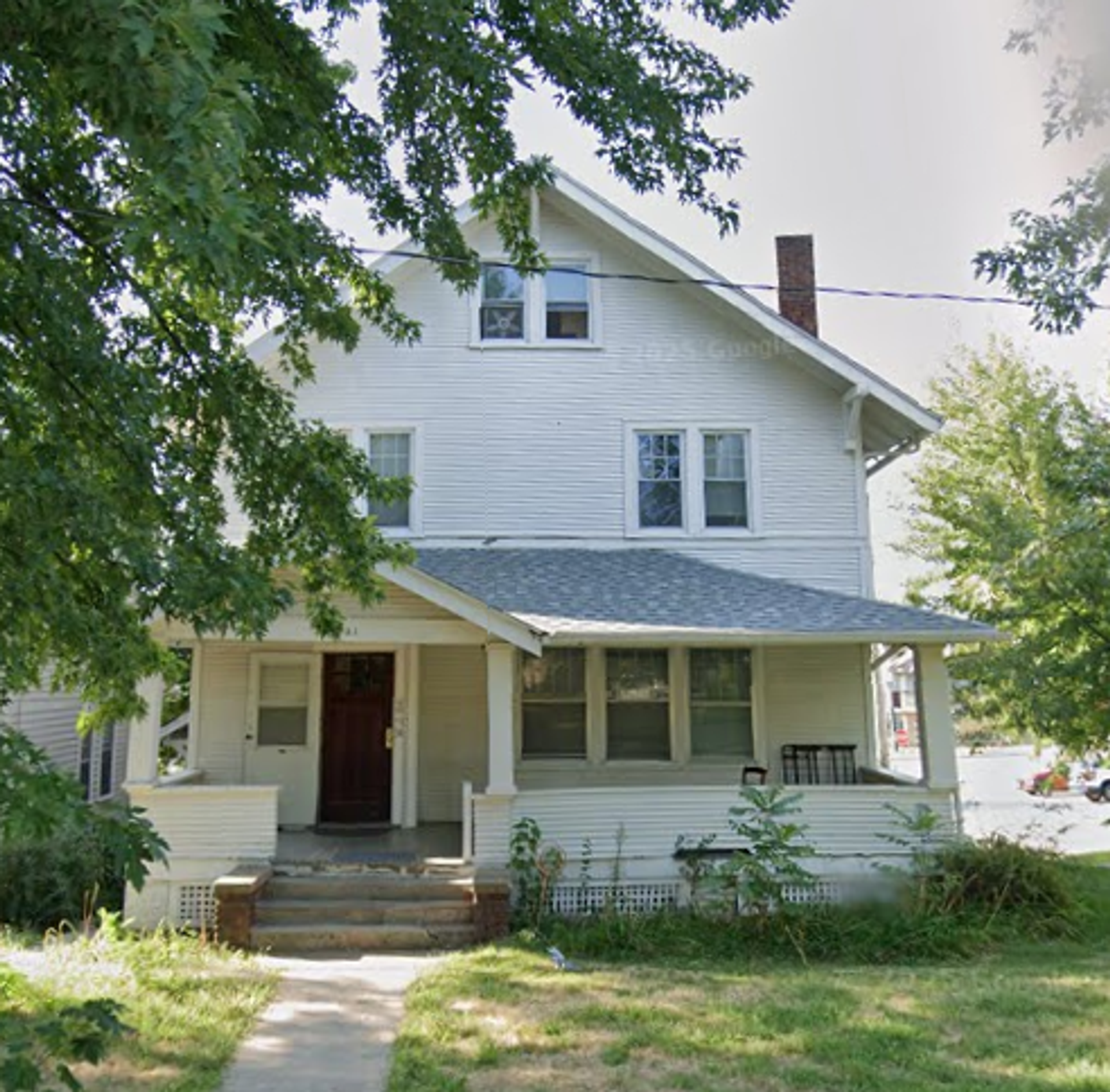 Omaha Apartment: 4755 Capitol Avenue