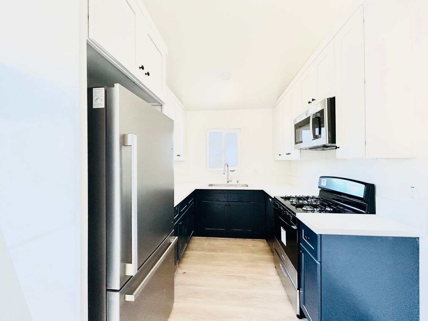 Los Angeles Apartment: 3620 Jasmine Ave.