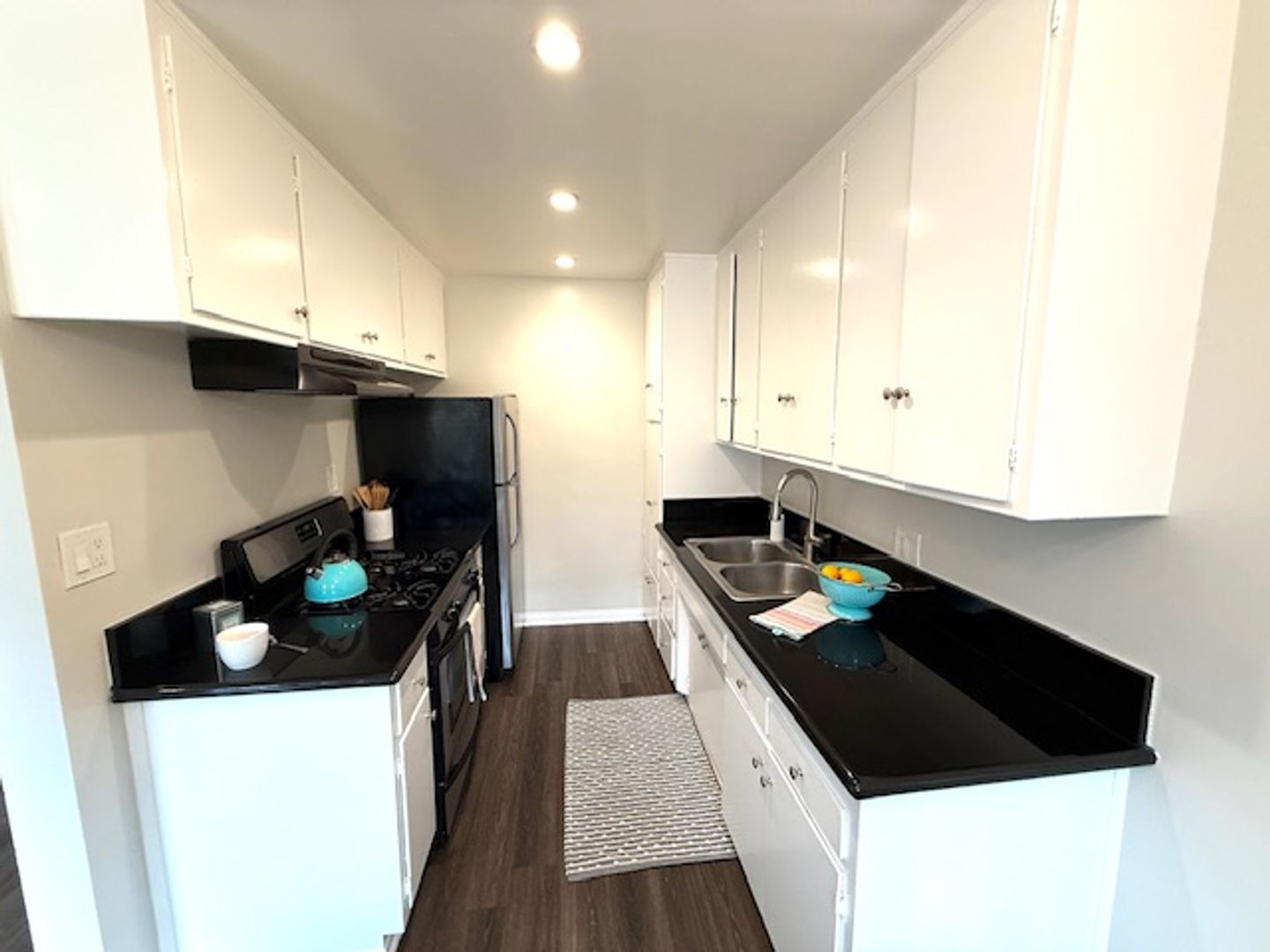 Pasadena Apartment: 518 E Washington Blvd.