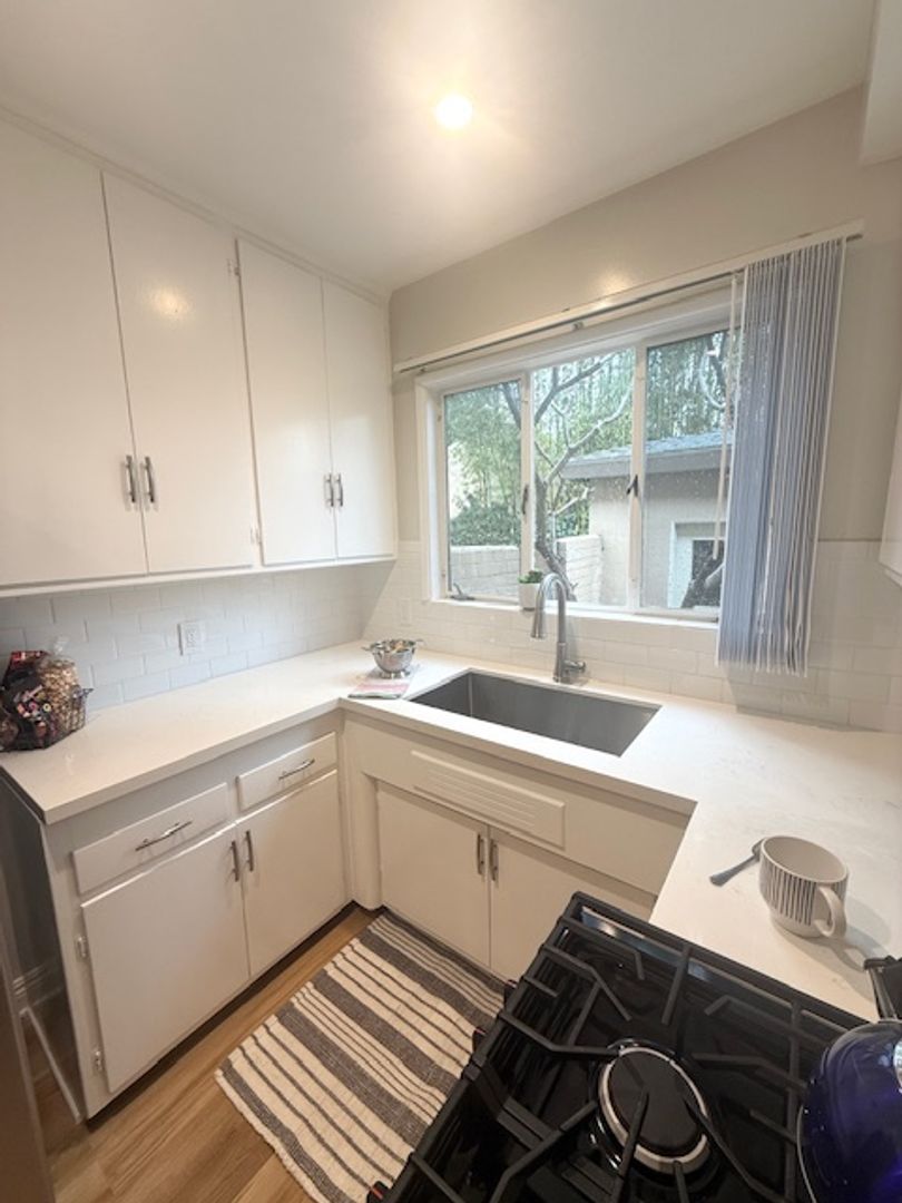 South Pasadena Apartment: 1820 Milan Ave.