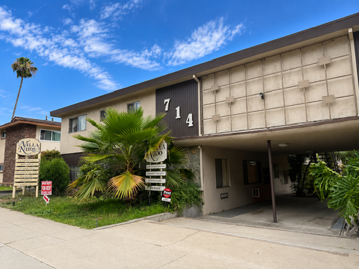 1- Bedroom - 3 weeks FREE Rent - Pool, Parking, a/c, on-site Laundry, on-site Management, Refrigerator and Gas Cooktop