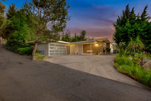Mid-Century Gem with Panoramic Views in La Canada with almost 3000 SF living space - Available June 16