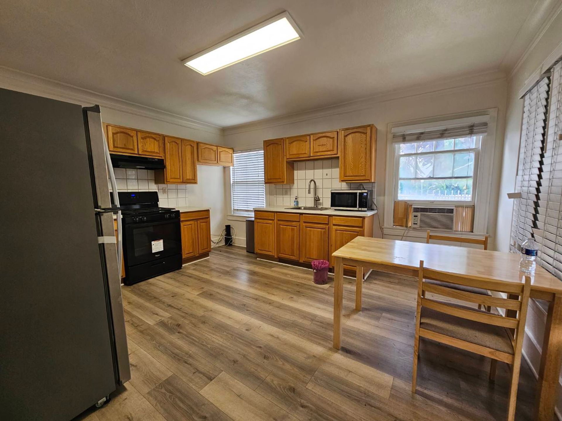3BR 2BTH NEAR USC!! – photo 1