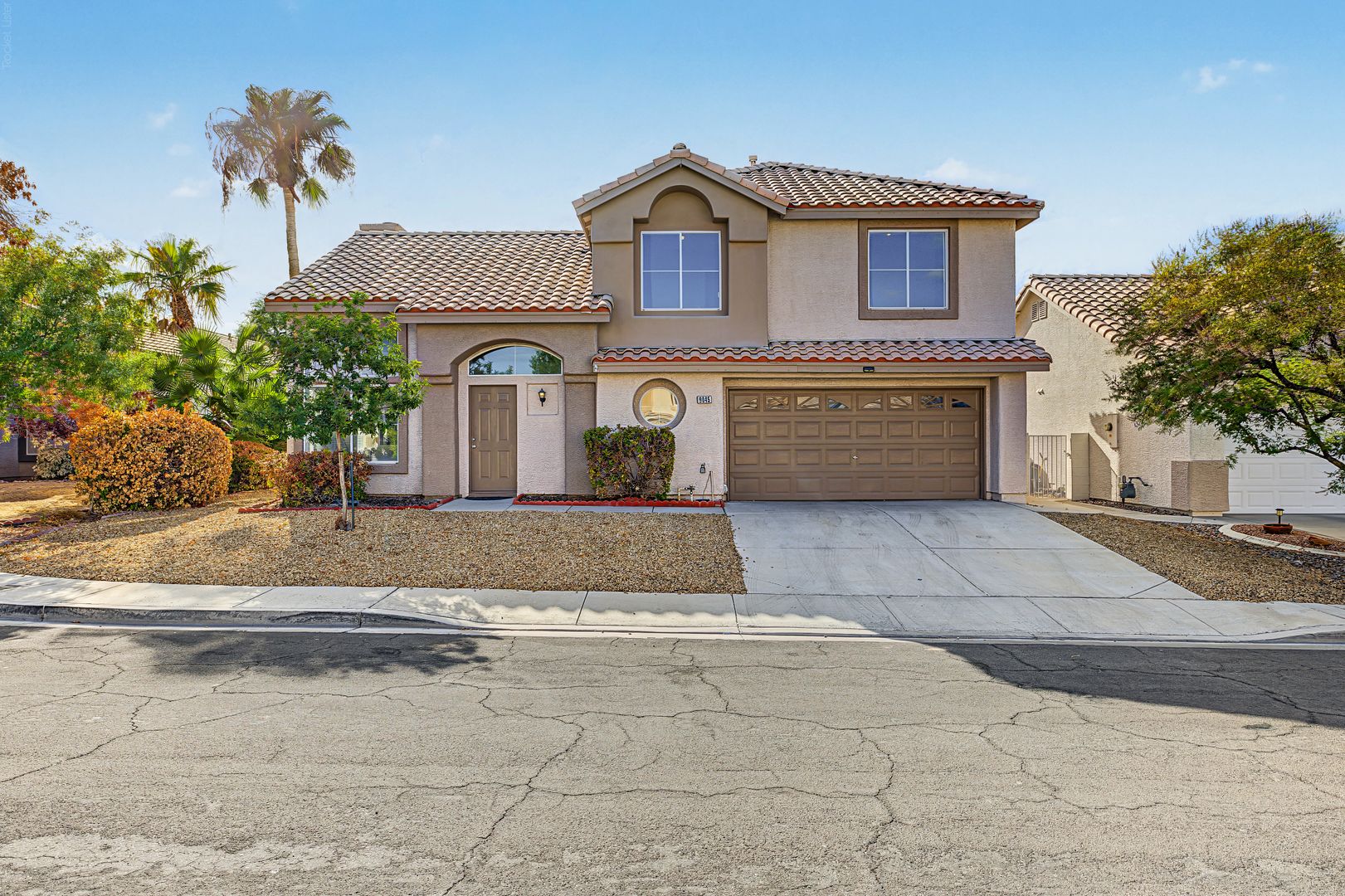 Henderson House: 9045 Flutell Ct
