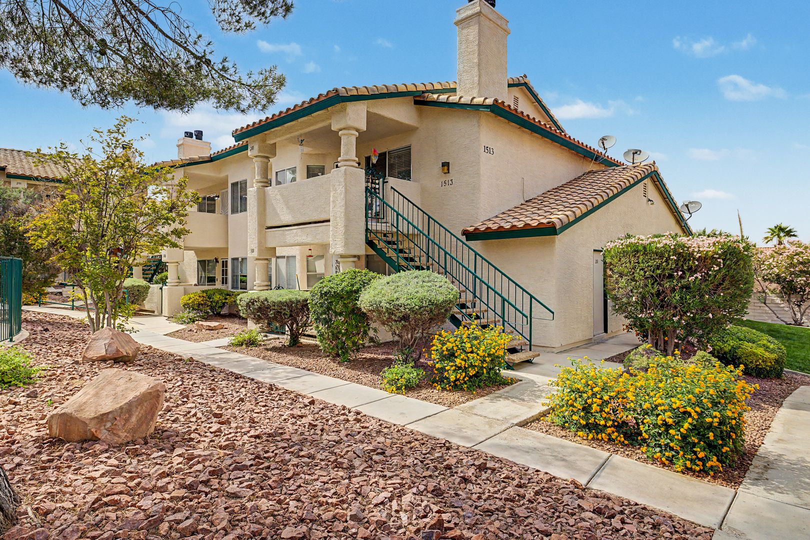 Las Vegas House: 1513 Cedar Rick Lan # 202