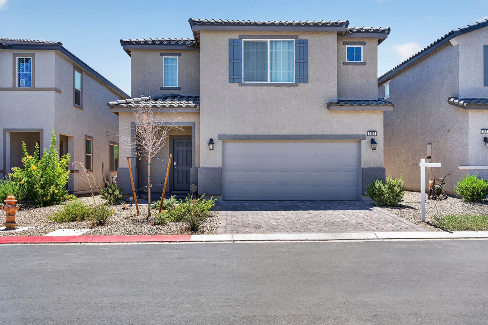 Las Vegas House: 1969 Majalis Place