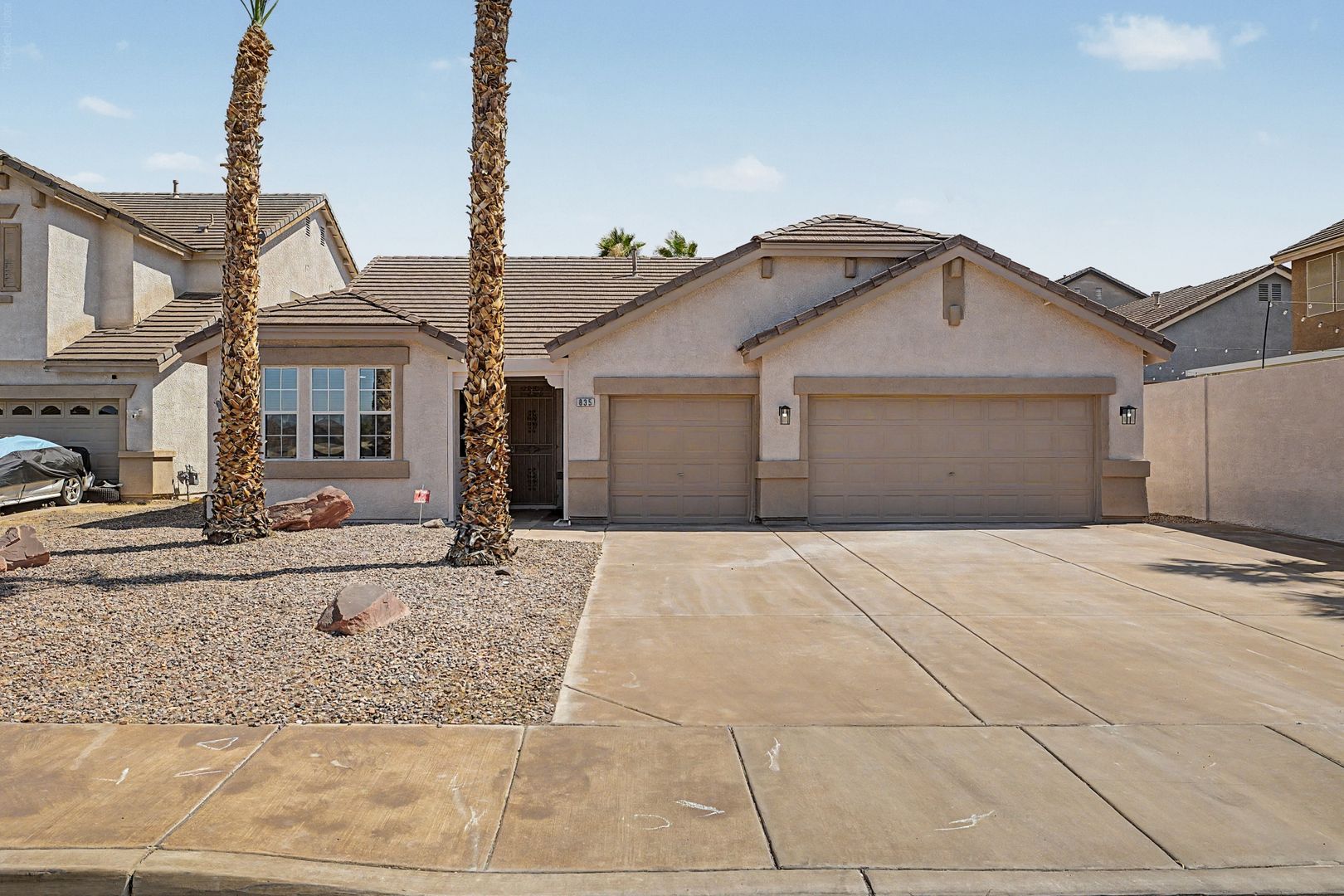 Henderson House: 835 Entrada Ridge Ave
