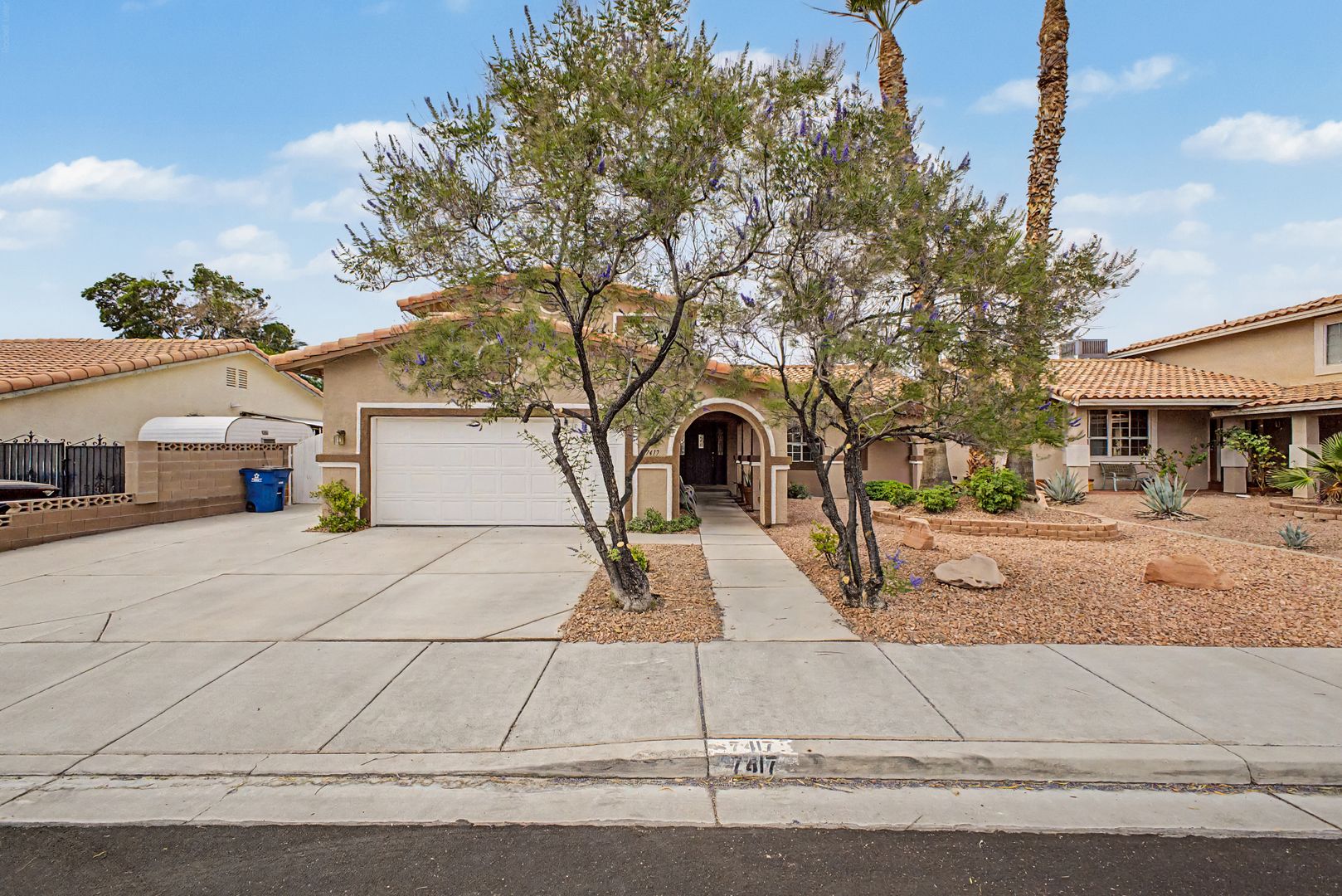 Las Vegas House: 7417 Fort Wilkins Dr