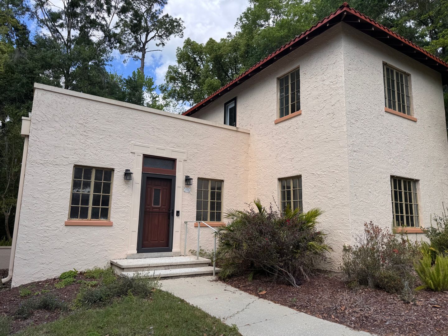 Gainesville House: 2616 SW 4th Pl