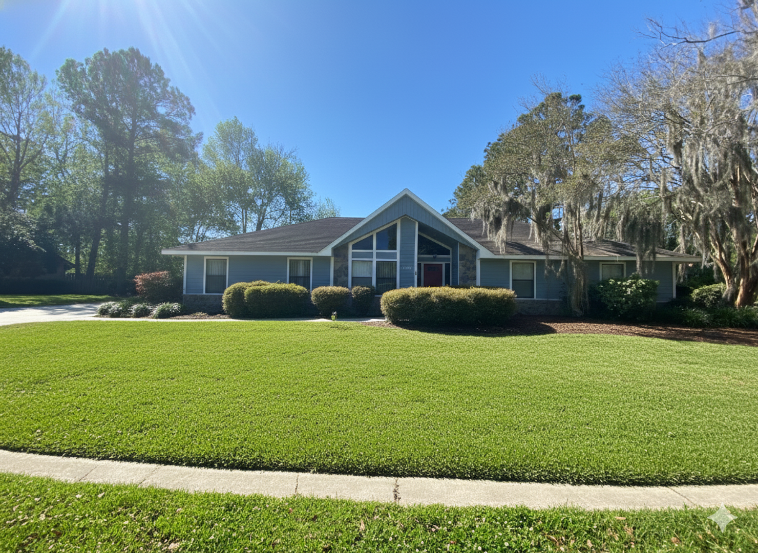 Alachua House: 6139 NW 112th Pl