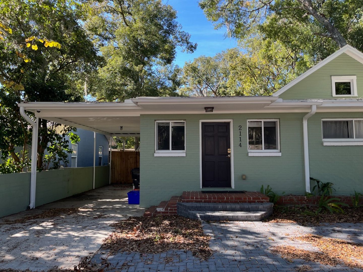 Gainesville House: 2114 NW 7th Terr