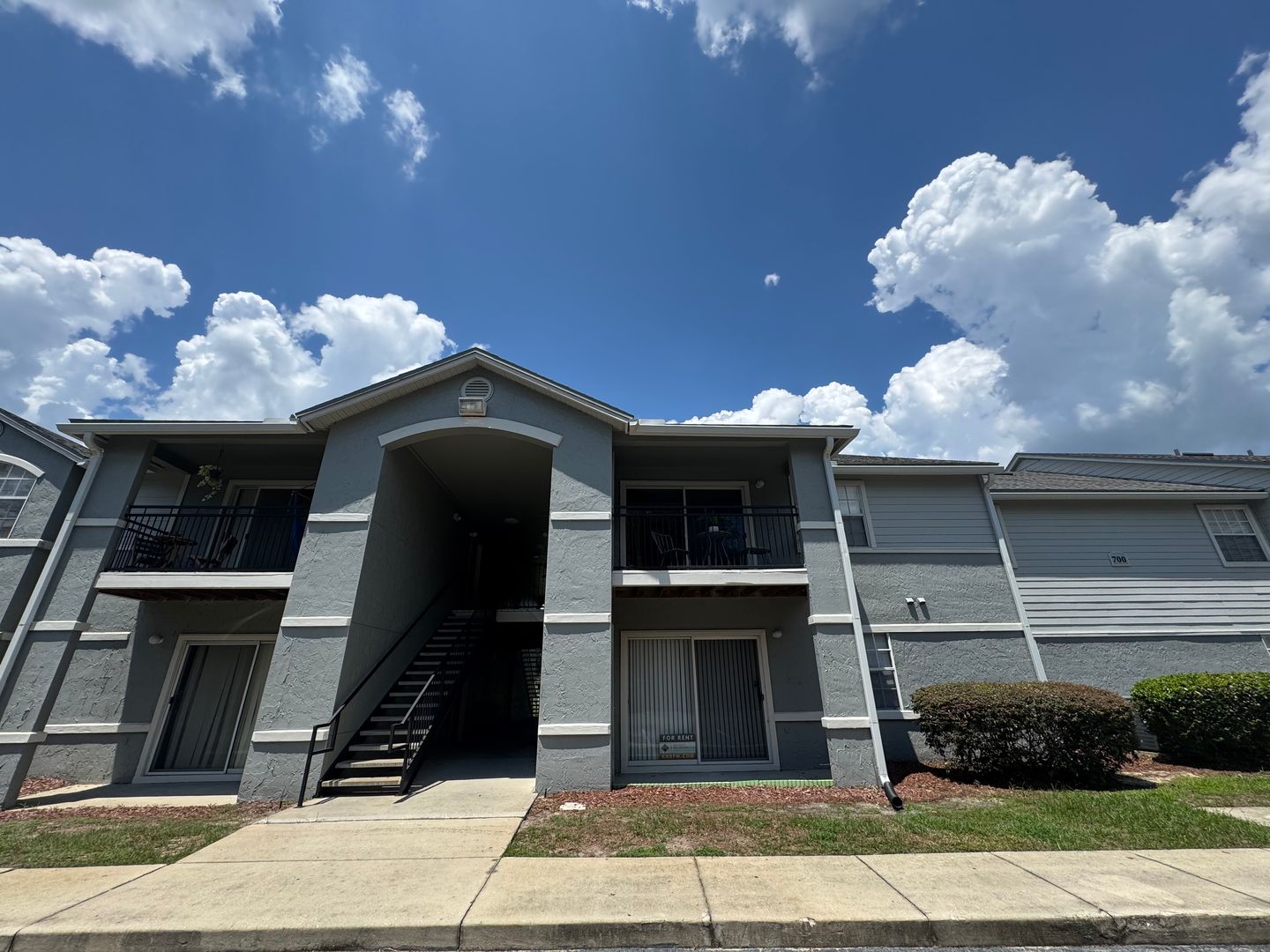 Gainesville House: 3705 SW 27th St