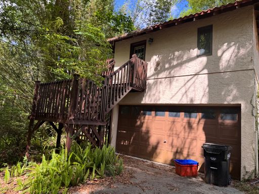 Charming 2 Bed, 1 Bath Carriage House in Historic Golfview – photo 1