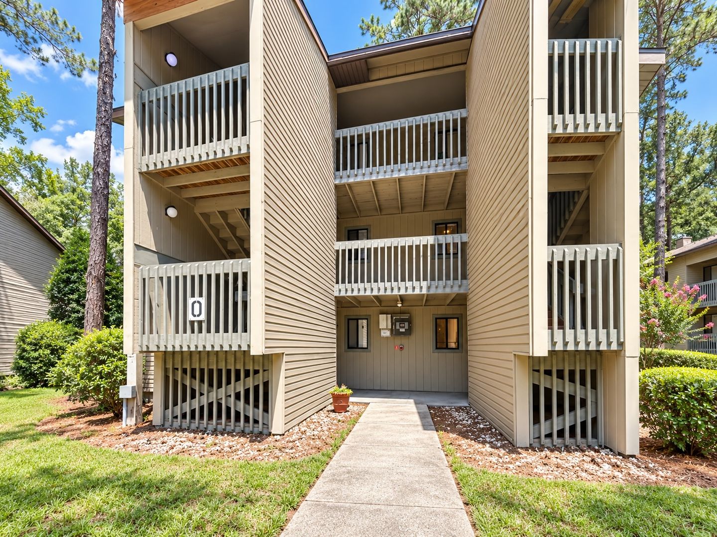 Gainesville House: 111 SE 16th Ave