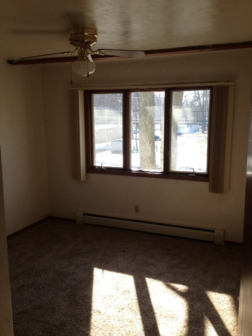 Wisconsin Rapids Apartment: 2821 Boles St