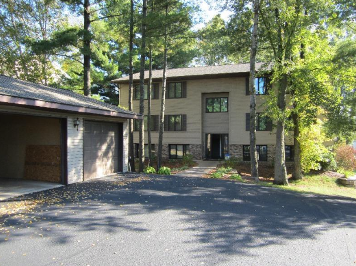 Wausau Apartment: 653 Brooks Pl