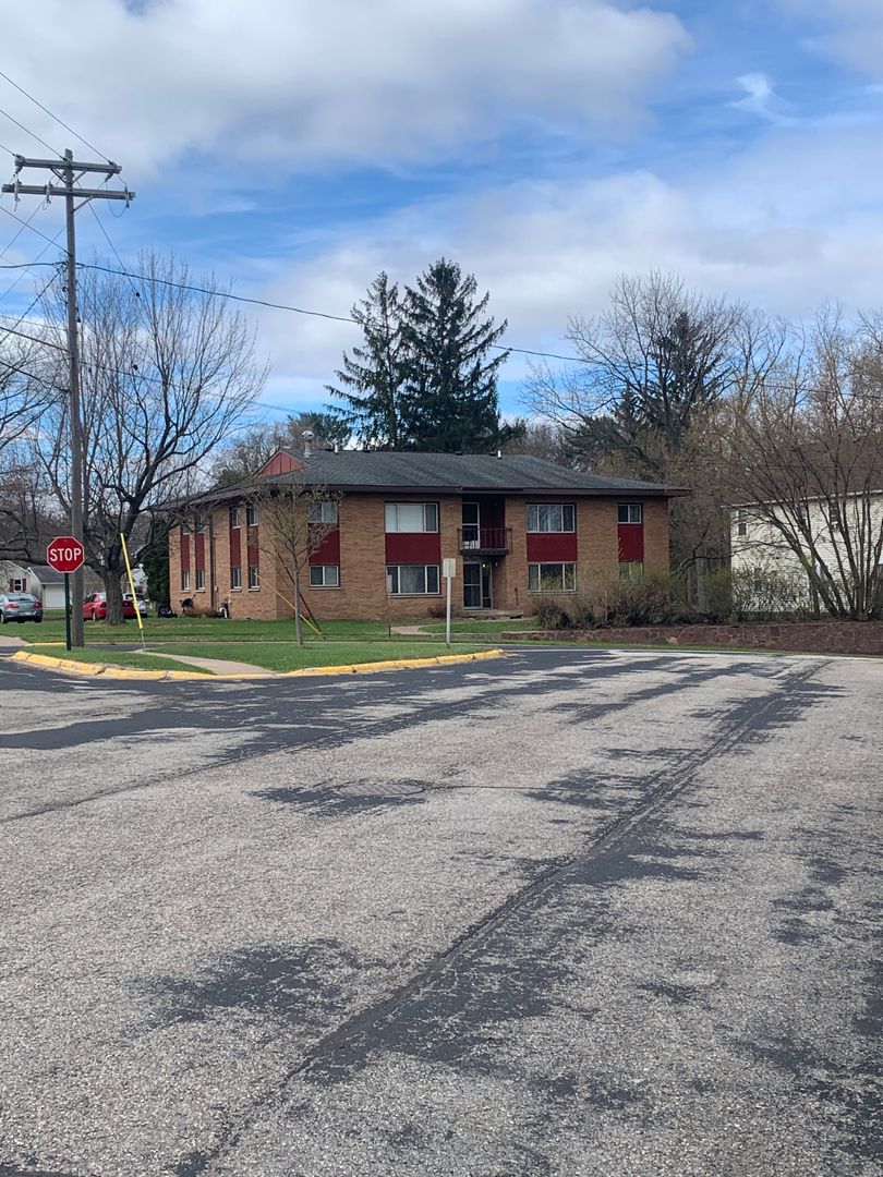 Rothschild Apartment: 211 - 225 Weston Ave