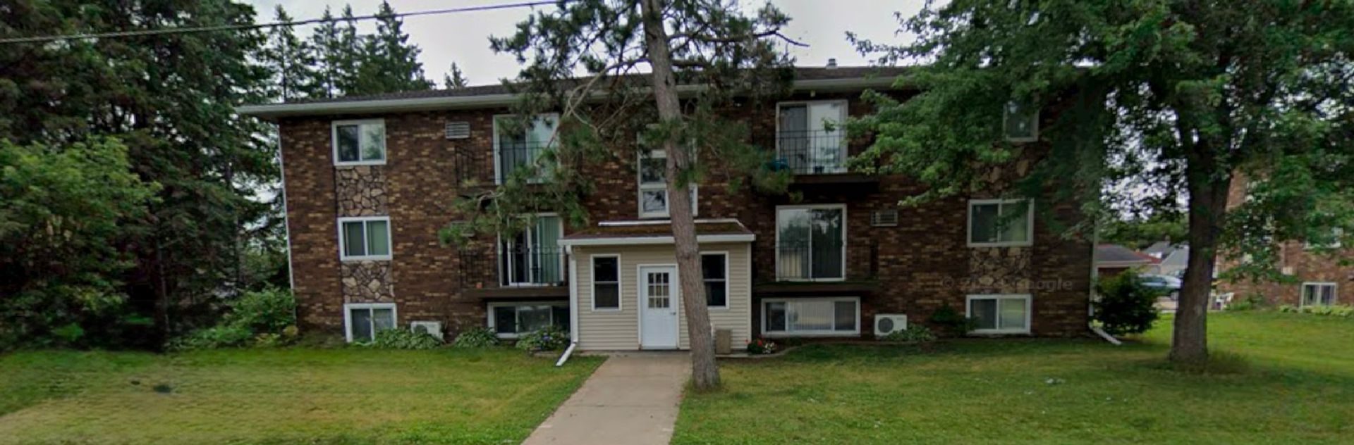 Mosinee Apartment: 1212 Mosinee ave