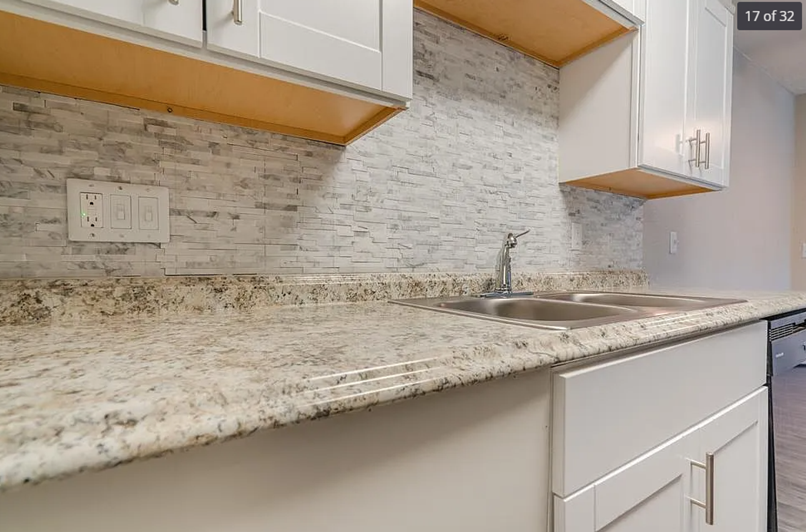 Jacksonville Apartment: 2681 University Blvd N