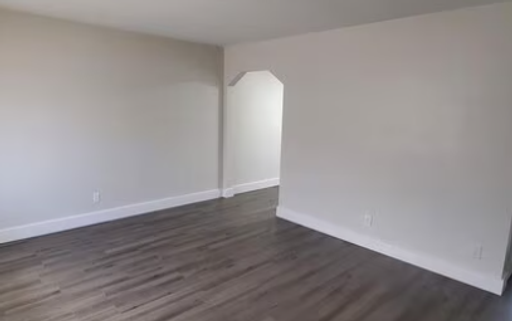 $1700 per month 2/1 Ideally situated close to Hollywood Beach. – photo 1