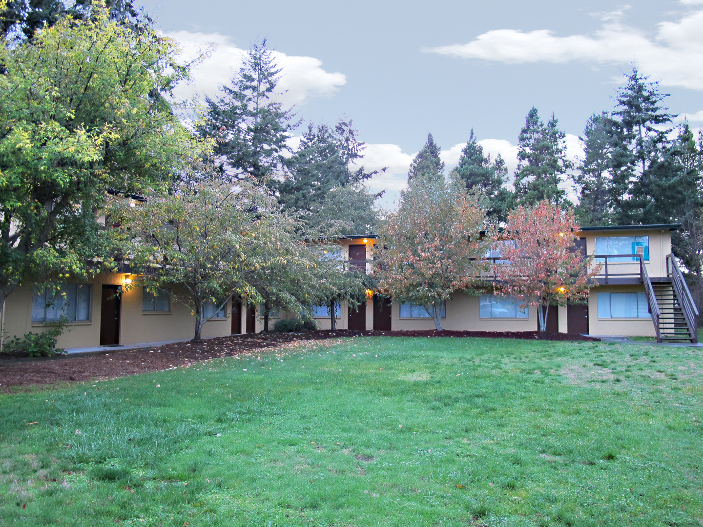 Oak Harbor Apartment: 3125 N. Oak Harbor Road