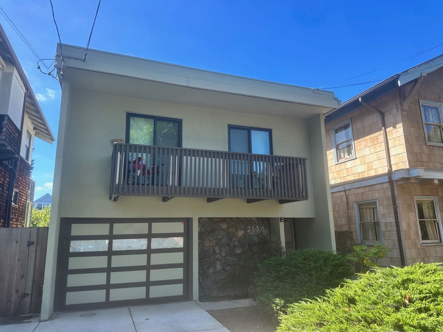 Berkeley Apartment: 2138 Derby Street