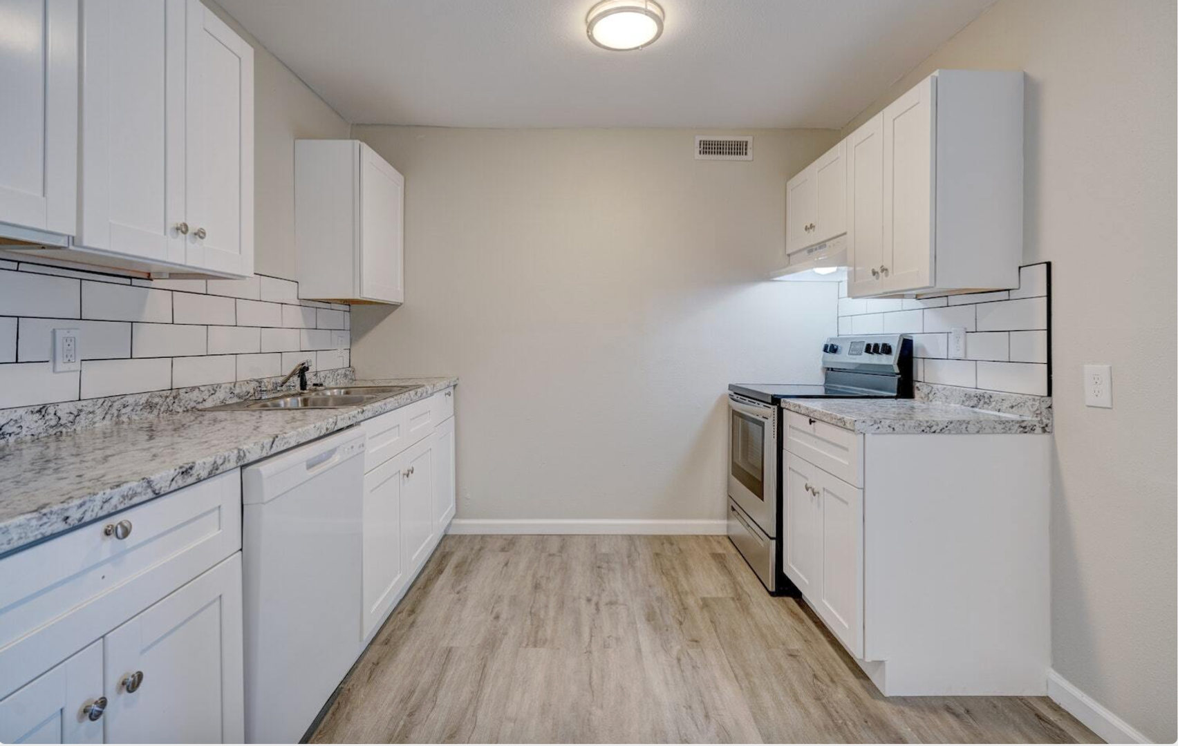 Oklahoma City Apartment: 7201 Melrose Ln