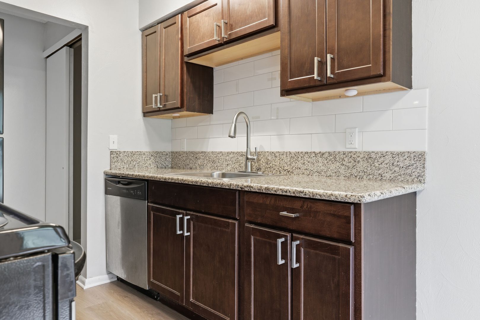 Crystal Apartment: 2701 Brunswick Ave N