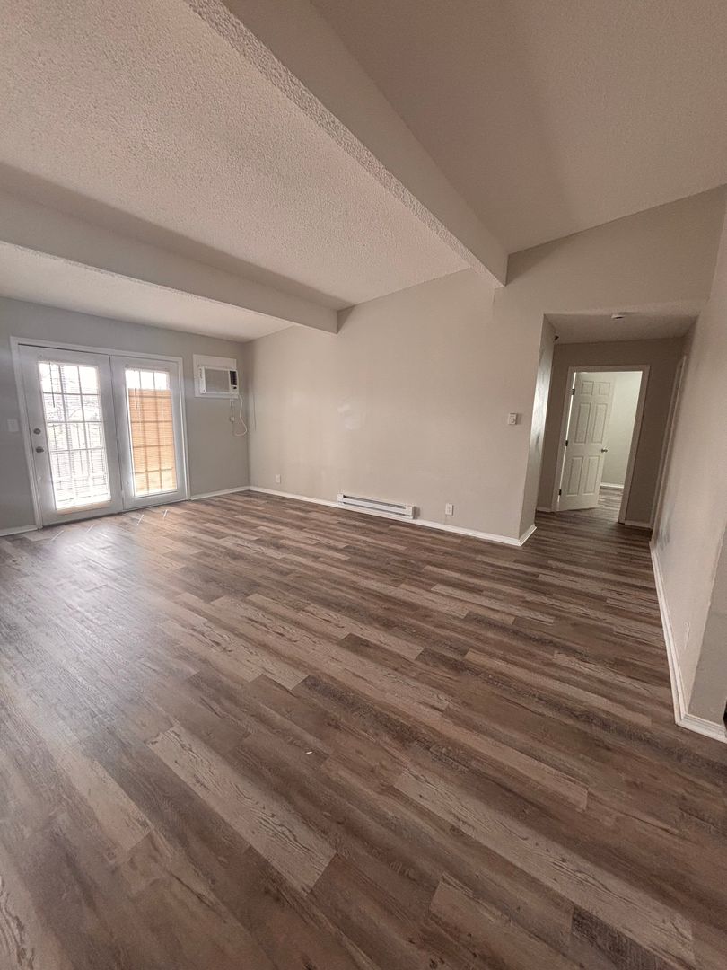 Oklahoma City Apartment: 5909 S Lee Ave