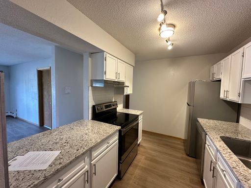 2 Bedroom Corner Apartment with Den and Balcony in North Branch