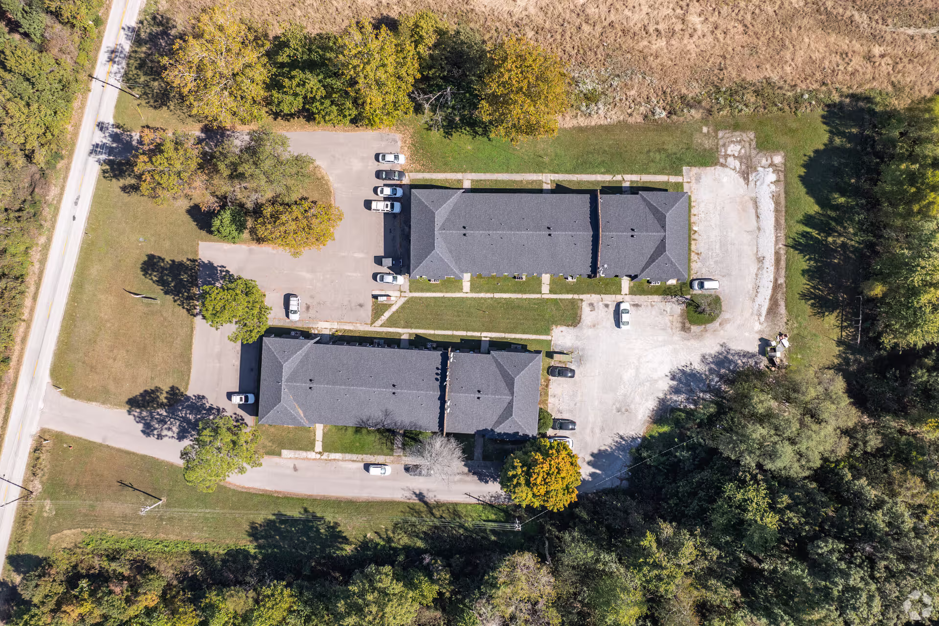 Fulton Apartment: 1005 Airport Road