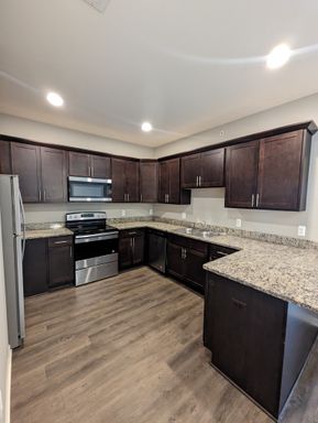 2 Bedroom 2 Bathroom Upper-level Unit with Attached Garage – photo 1