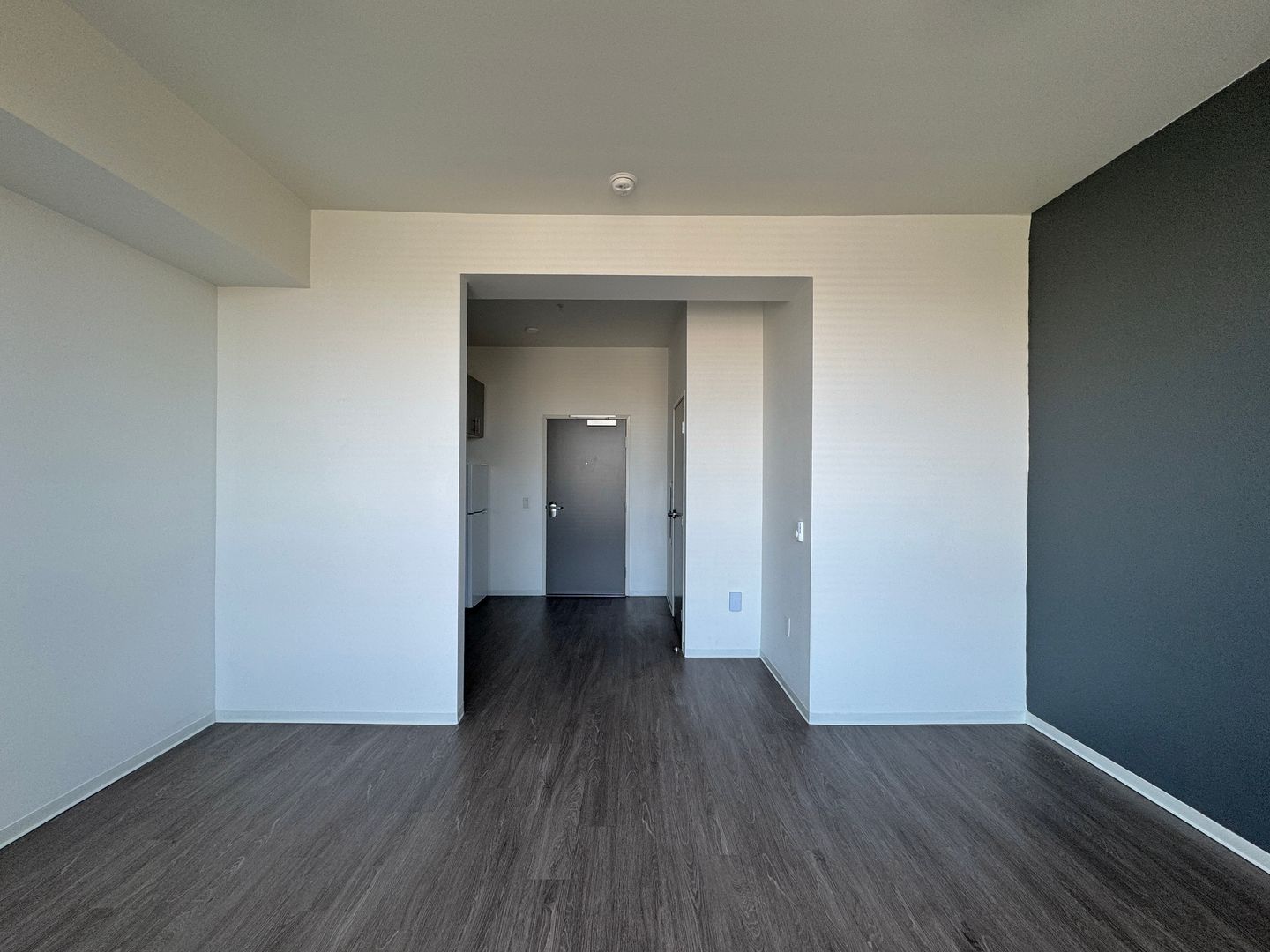 Portland Apartment: 1611 NW Marshall St